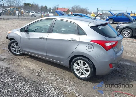 2014 Hyundai Elantra Gt z USA, uszkodzony, nr VIN KMHD35LH4EU179629